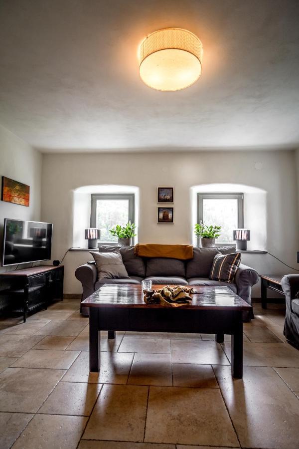 Kuninez, Holiday Home With Summer Kitchen Most Na Soci Luaran gambar