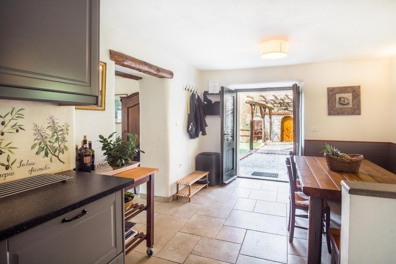 Kuninez, Holiday Home With Summer Kitchen Most Na Soci Luaran gambar